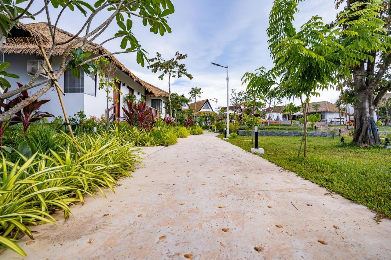 Rivertree Villa & Resort Kampot Buitenkant foto