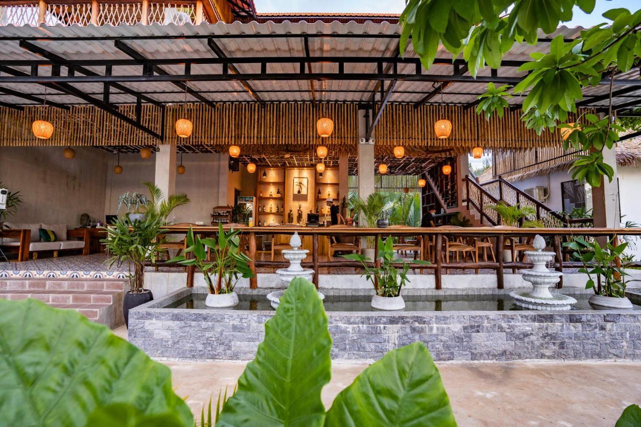Rivertree Villa & Resort Kampot Buitenkant foto
